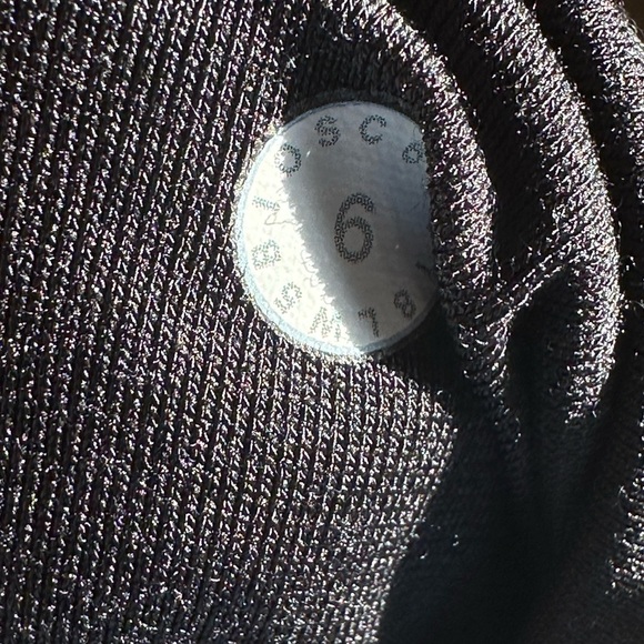 Lululemon wunder under High Rise Legging, Size 6 - Picture 7 of 7